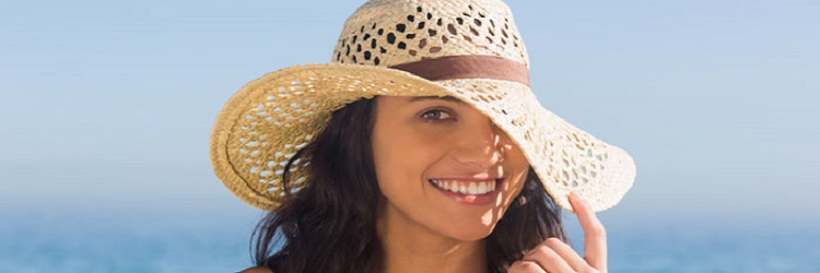 Know about 6 Common Summer Skin Problems and How to Deal with Them