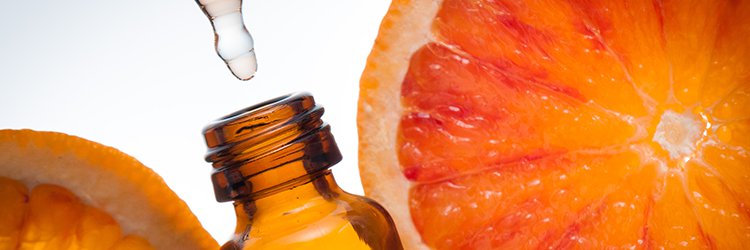All You Need To Know About Vitamin C Serums and their magical effects