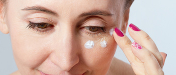 Sunscreens prevent Wrinkles and Fine Lines 