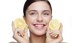 Lemon-juice-is-known-to-bleach-skin-fast-and-can-give-results-in-a-week-or-after-two-weeks